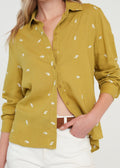 Camisa manga larga con flores bordadas - Verde 14_011H308_VER160640_0