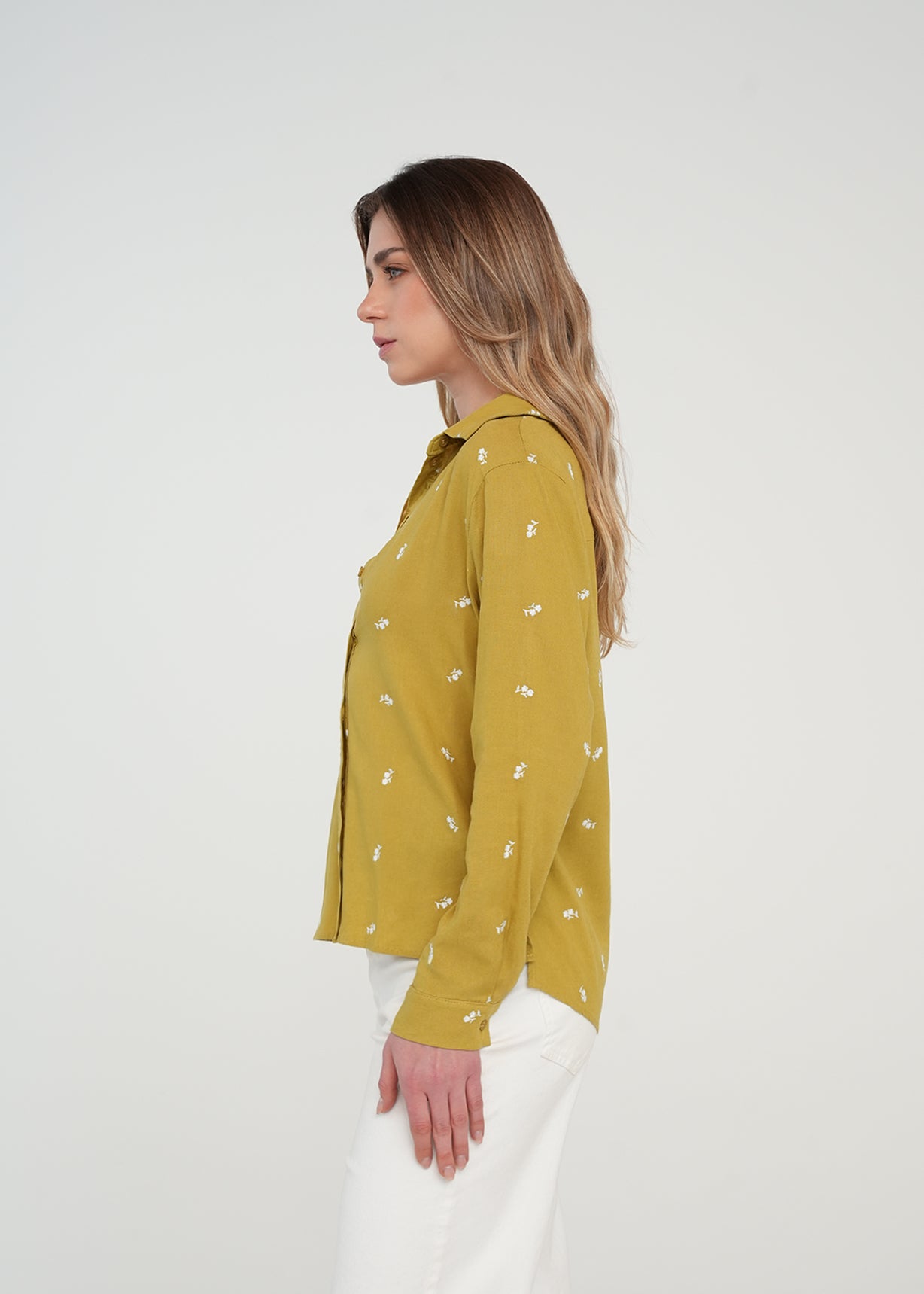 Camisa manga larga con flores bordadas - Verde 14_011H308_VER160640_5