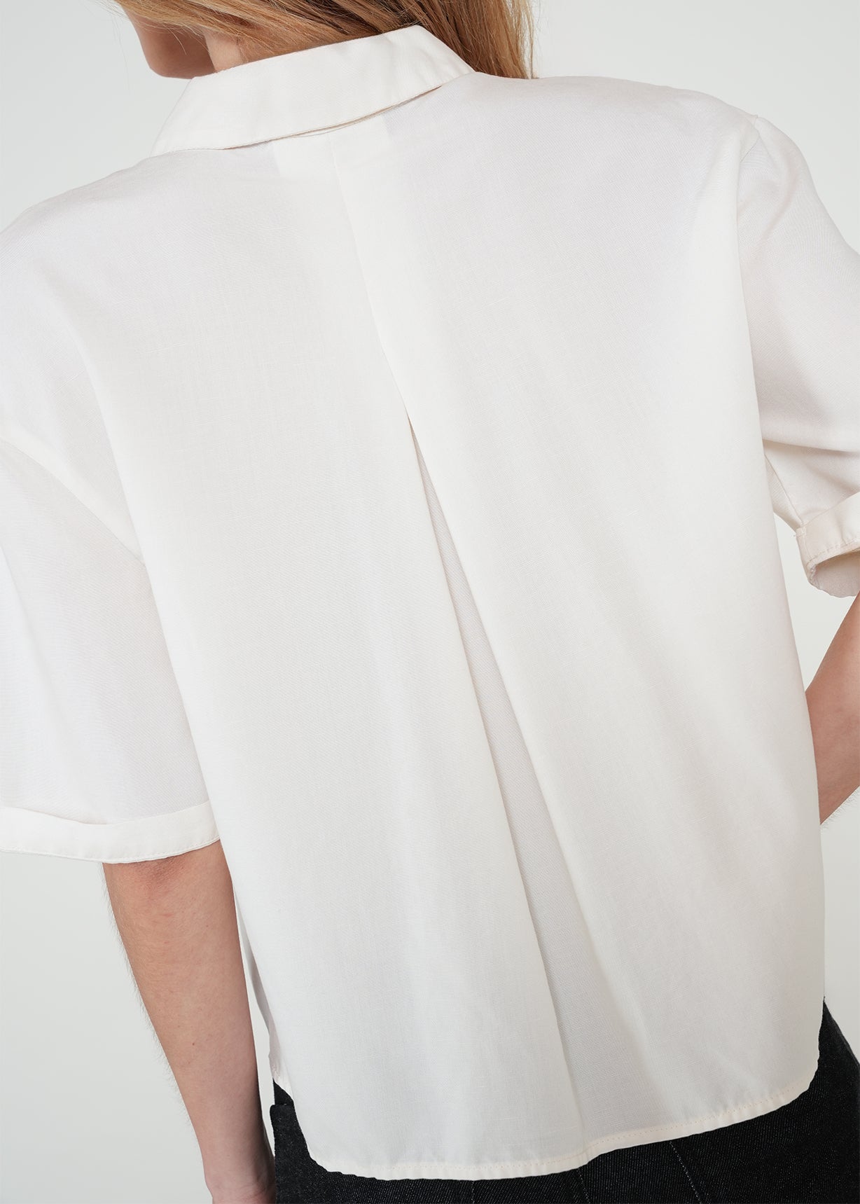 Camisa clásica con bolsillo - Crudo 14_011H340_CRU110605_7