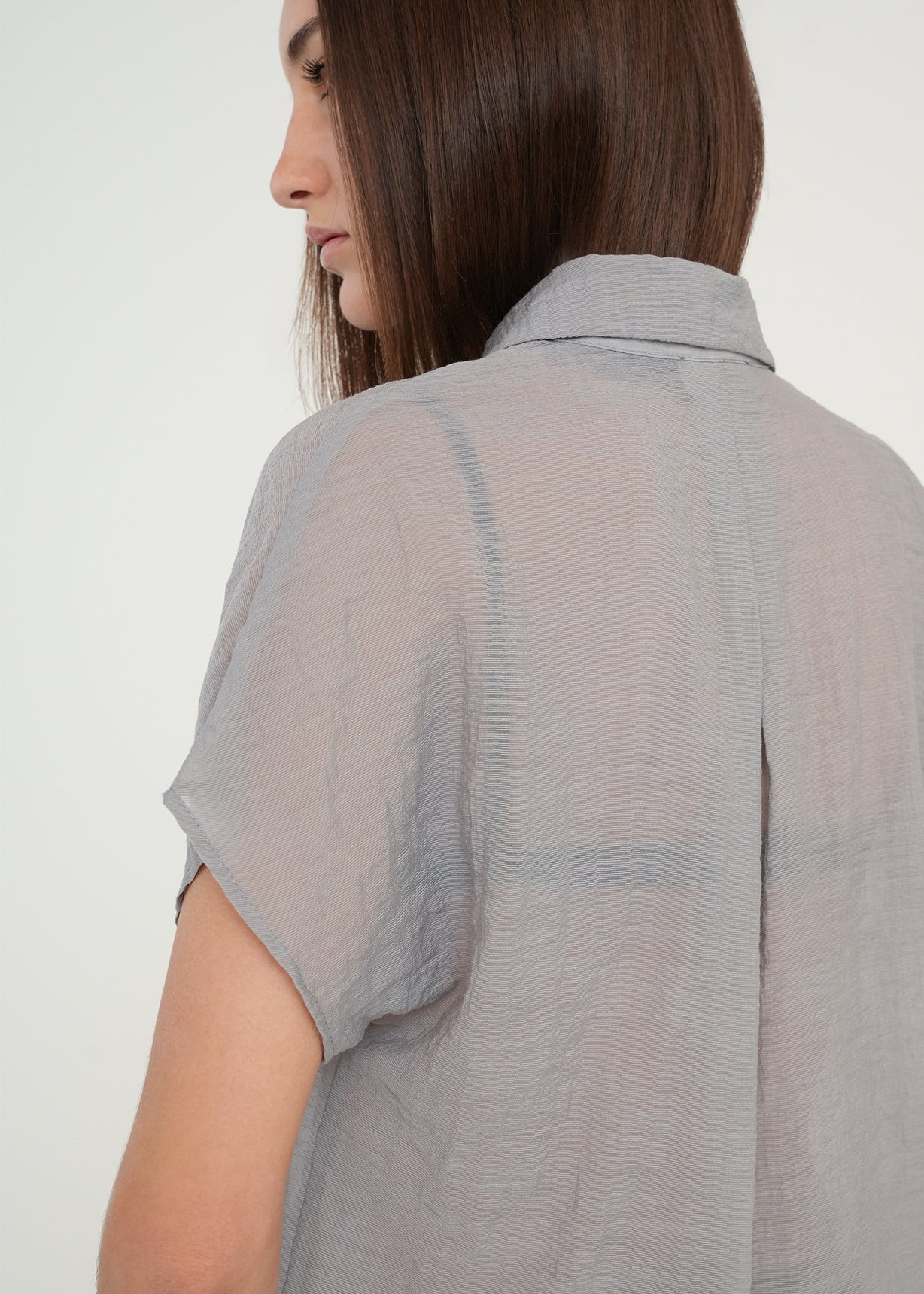 Camisa corta con transparencia - Gris 14_019G323_GRI175104_6