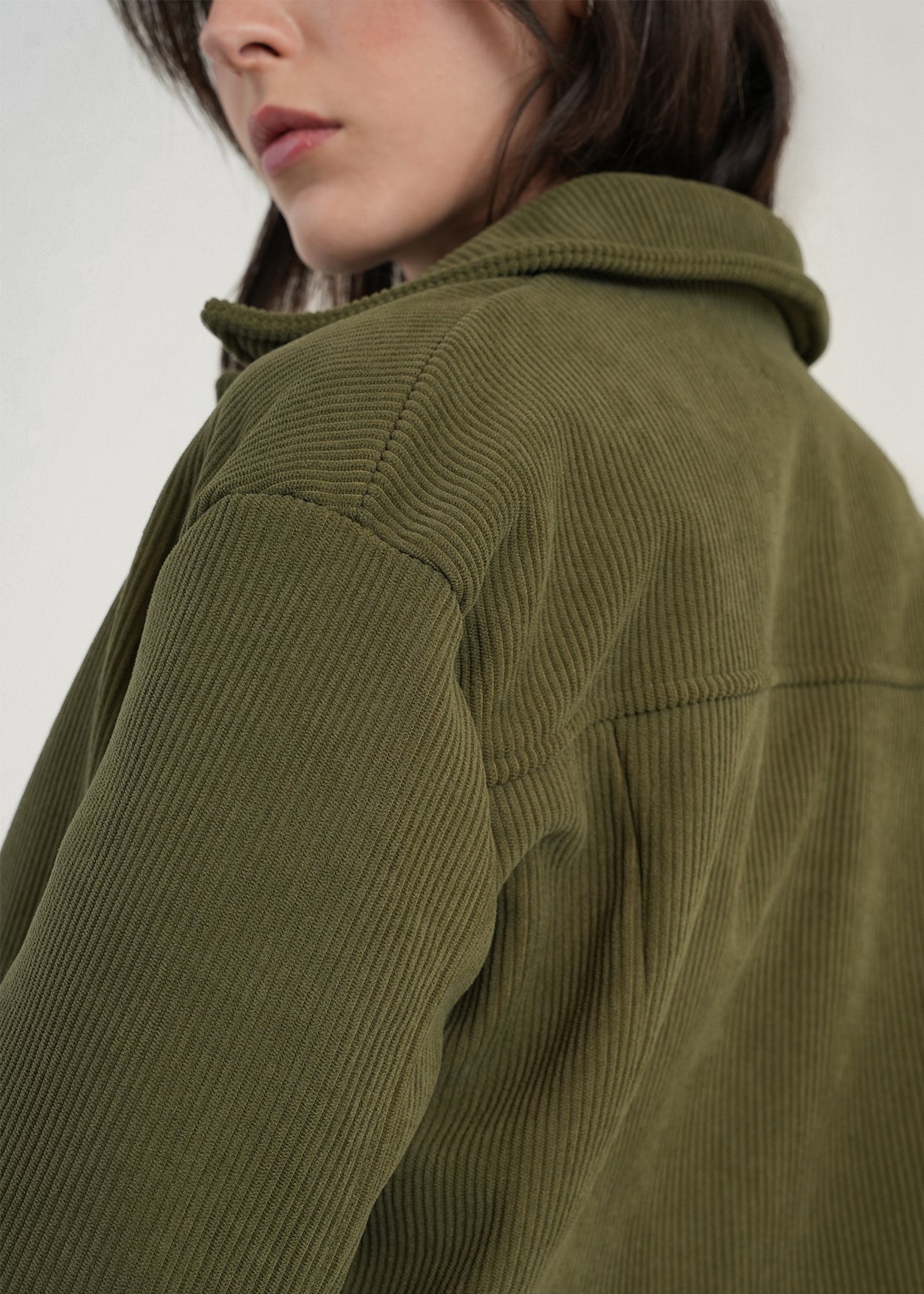 Chaqueta en corduroy con botones - Verde 14_021H033_VER190515_5