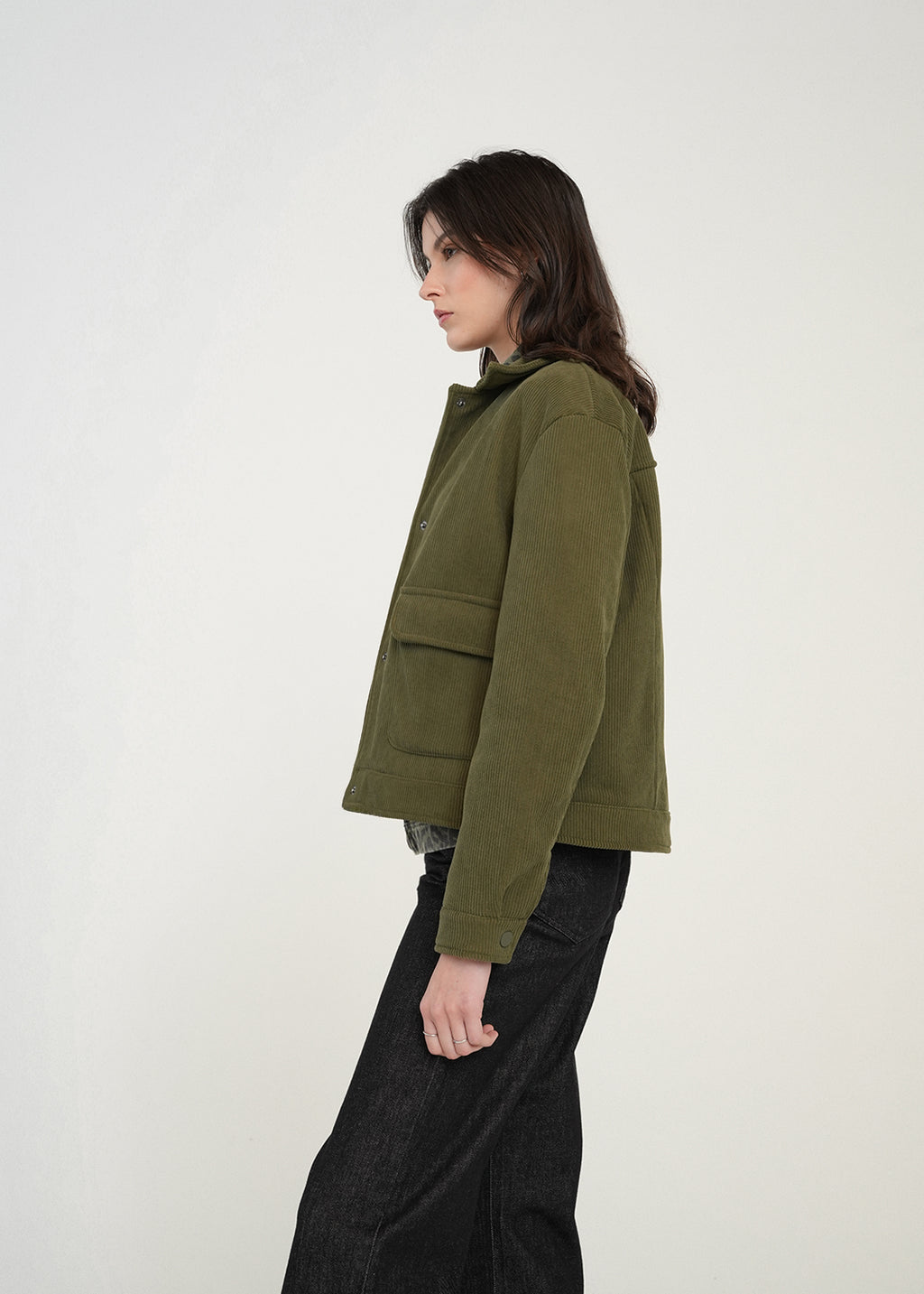 Chaqueta en corduroy con botones - Verde 14_021H033_VER190515_6