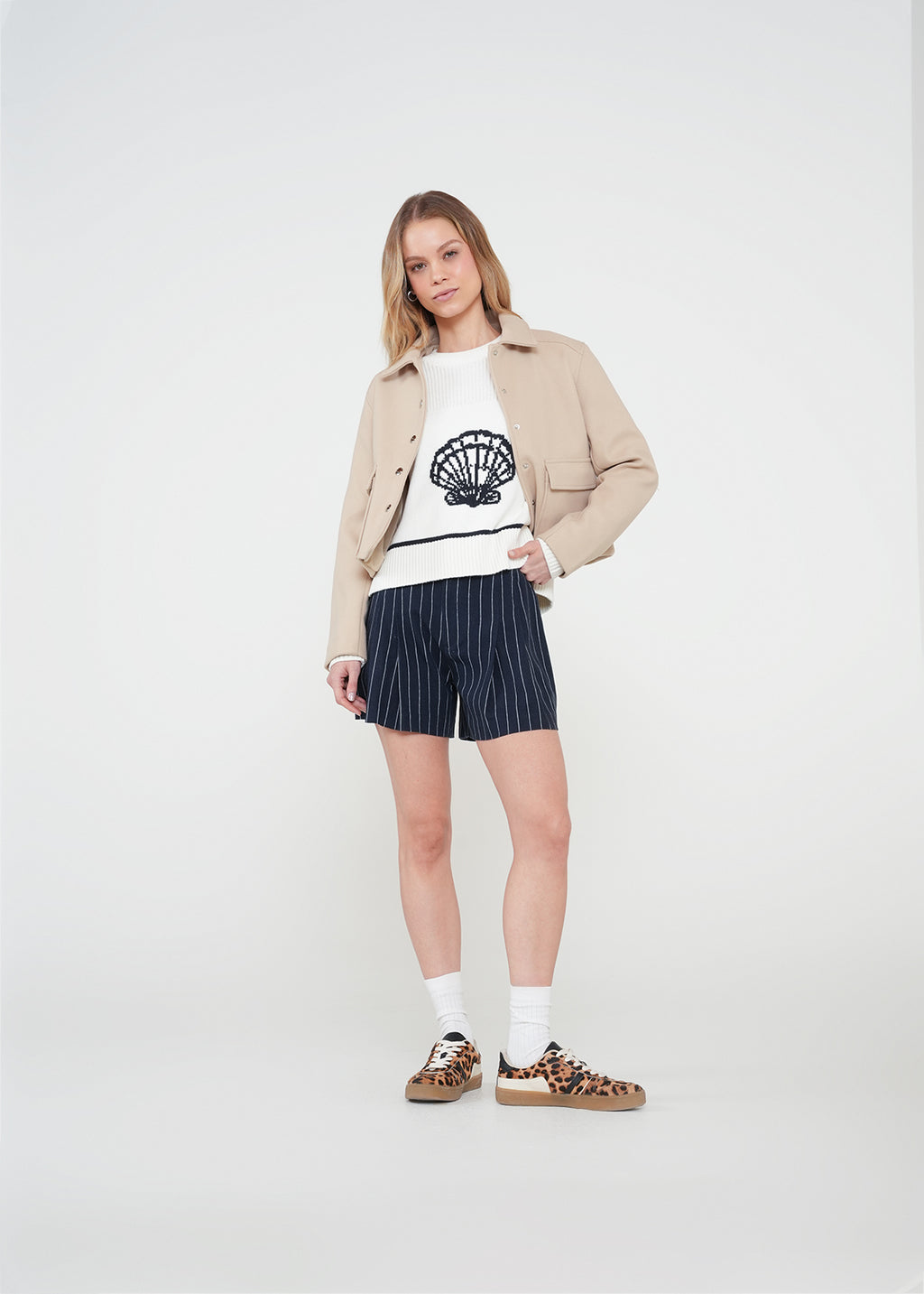 Chaqueta corta con botones - Beige 14_022H068_BEI151307_5