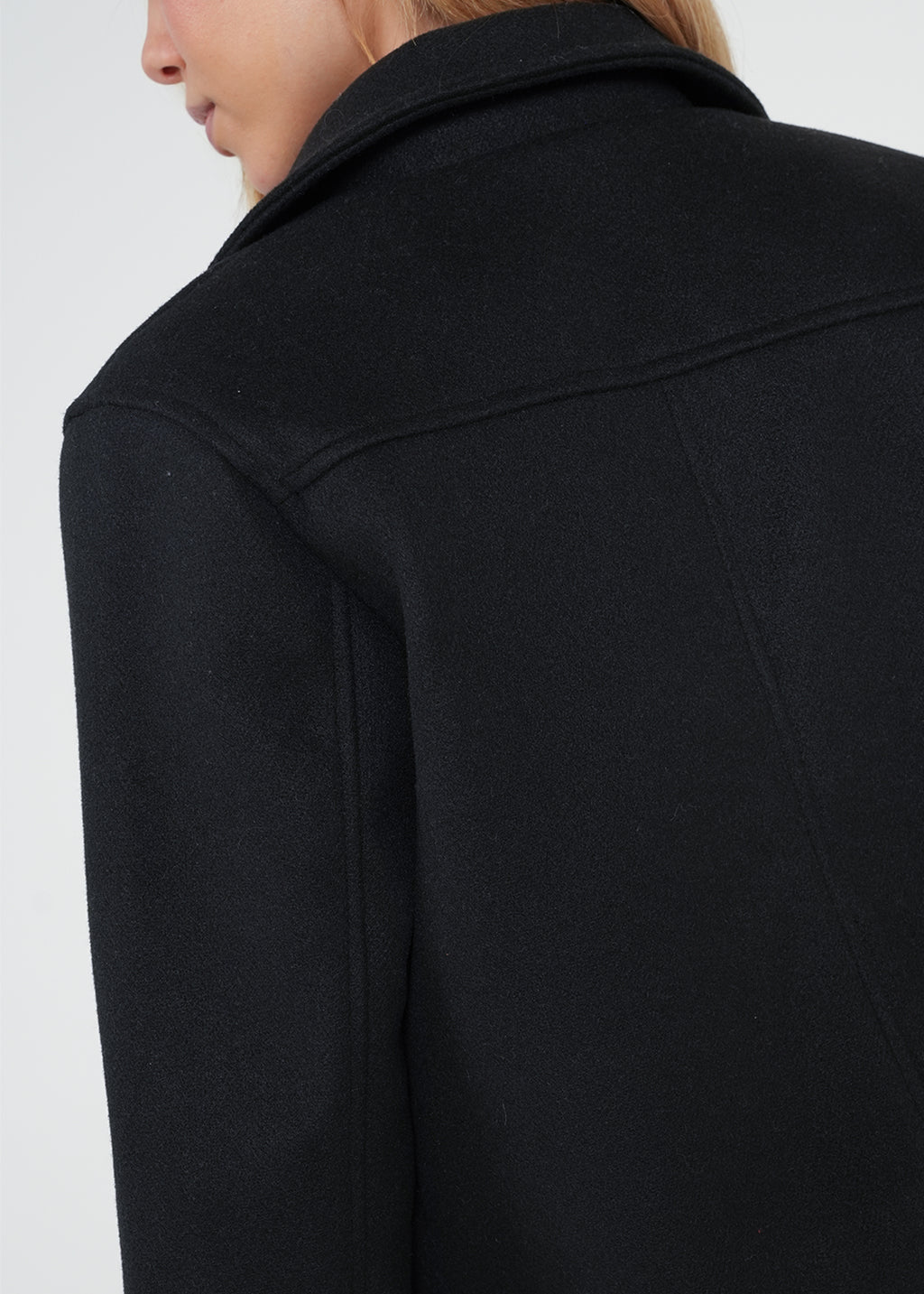 Chaqueta corta con botones - Negro 14_022H068_NEG193909_6