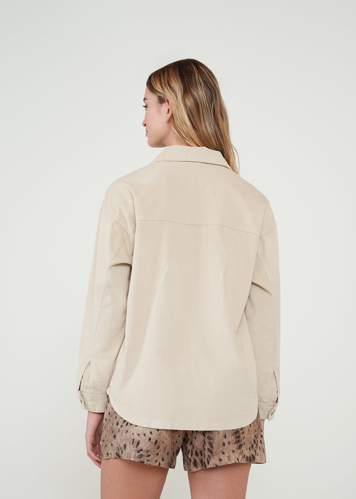 Chaqueta larga con bolsillos - Beige 14_022H360_BEI161010_7