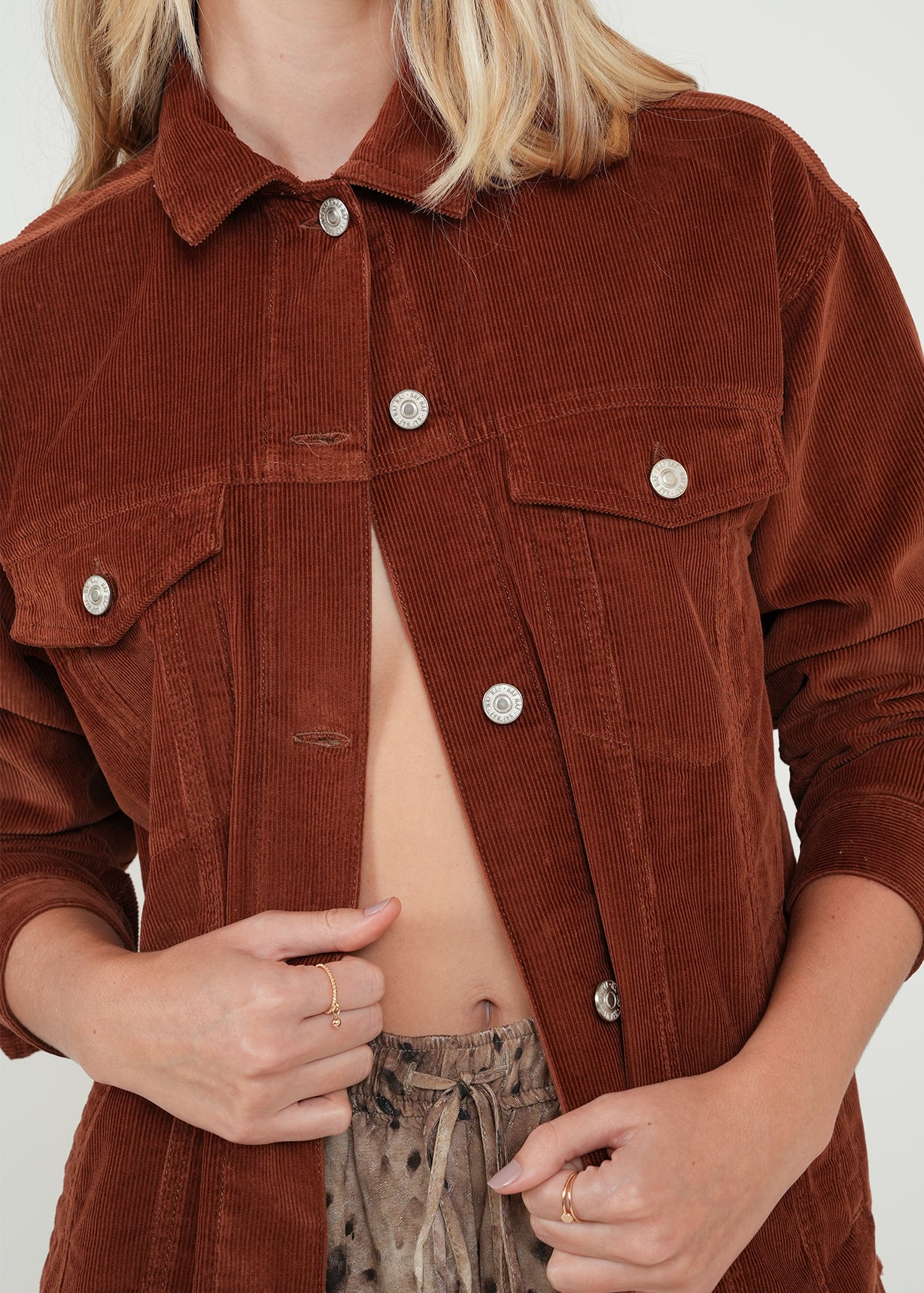 Chaqueta larga con bolsillos - Café 14_022H360_CAF191218_4