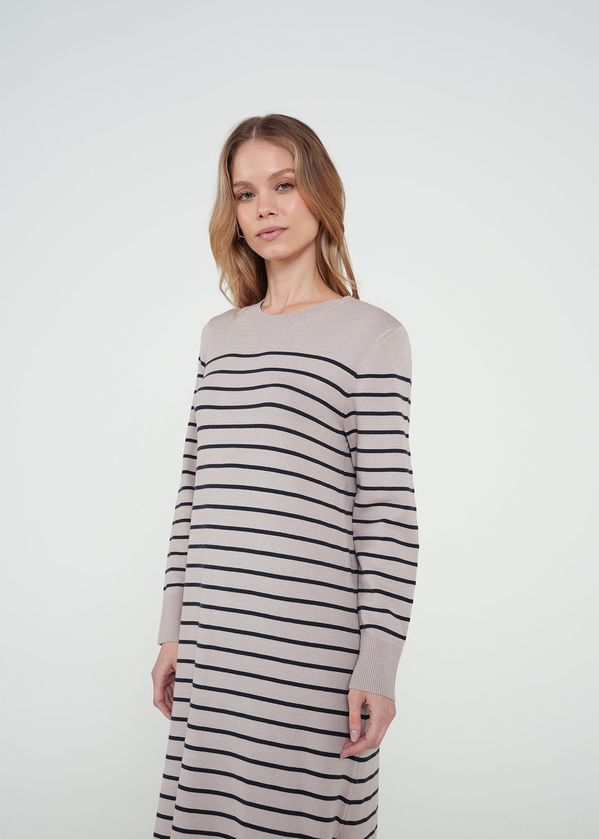 Vestido largo a rayas - Gris 14_072H006_GRI154503_3