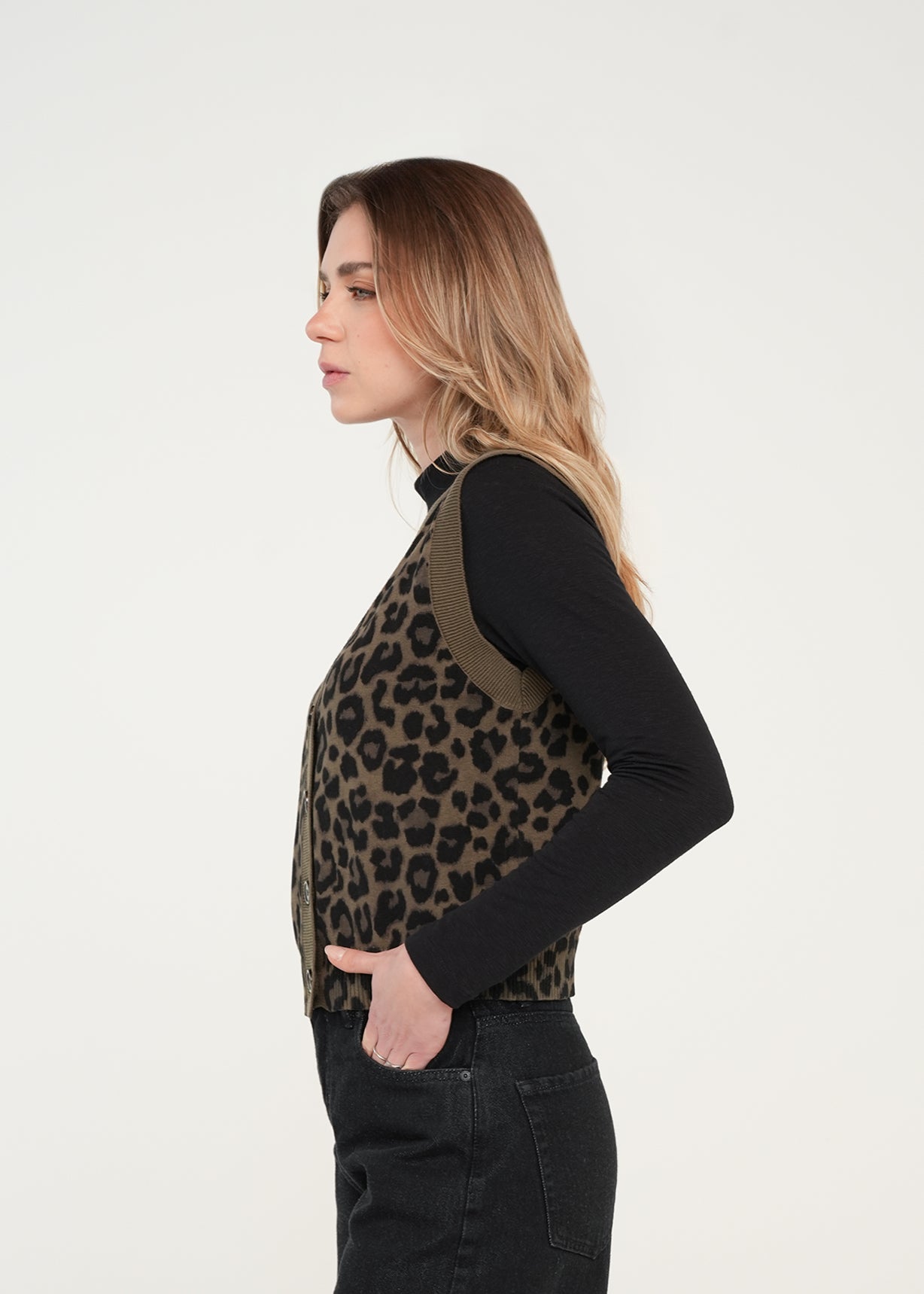 Chaleco tejido de animal print - Verde 14_081H031_VER190515_5