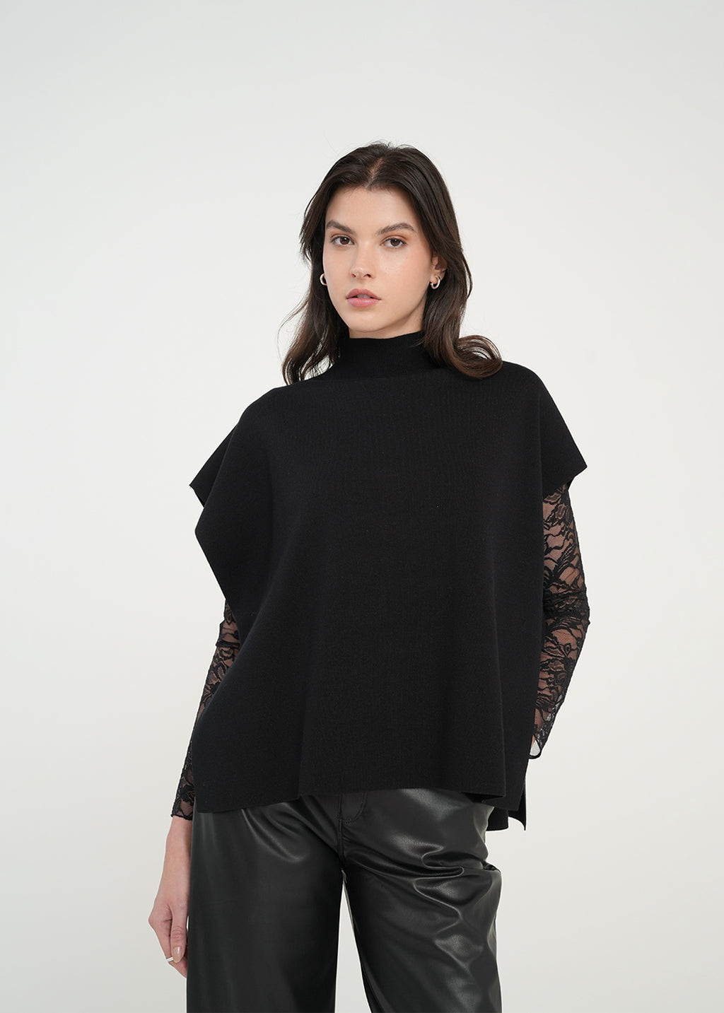Camisa tejida tipo capa - Negro 14_081H047_NEG193909_0