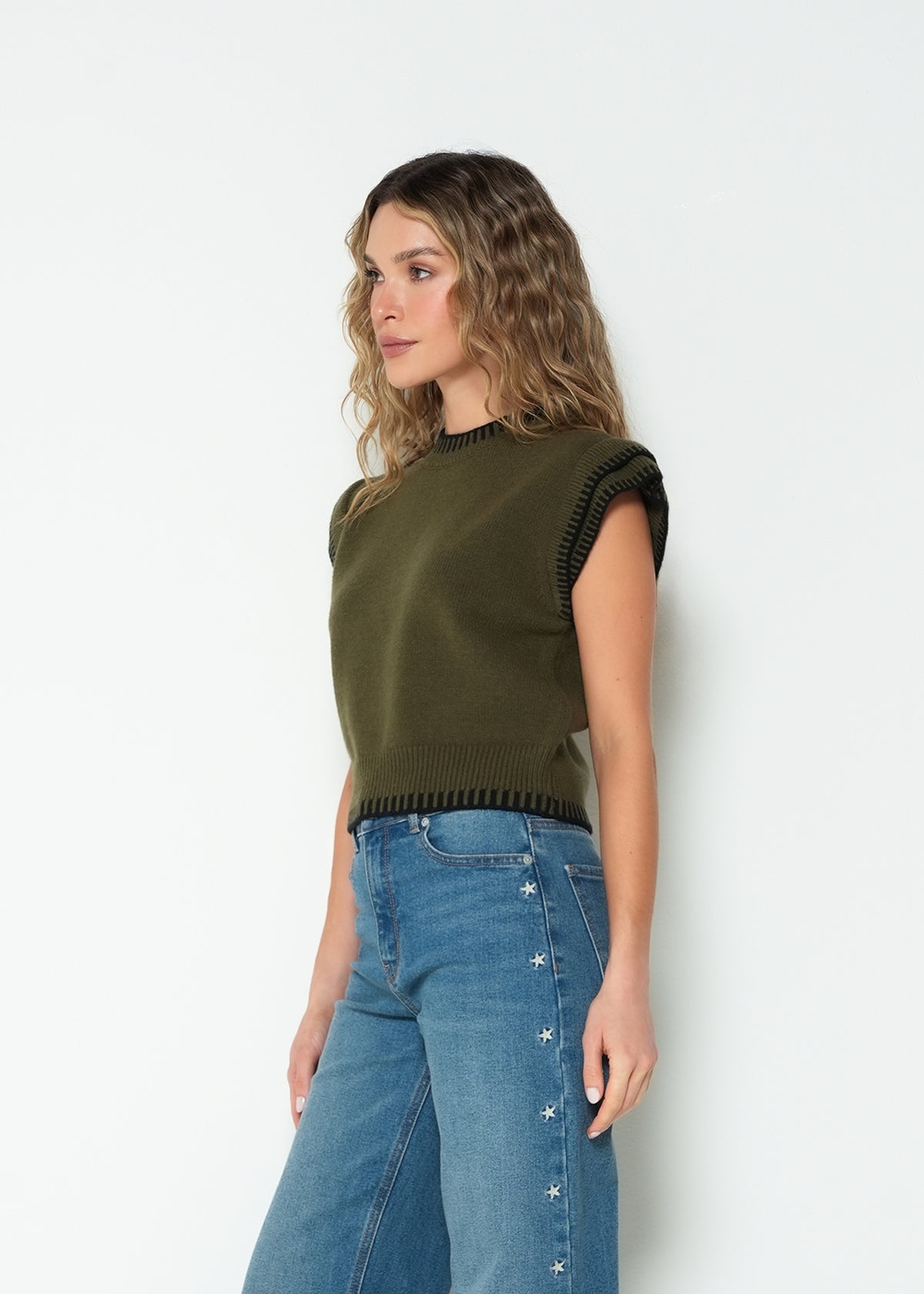 Tejido camisa sisa cuello redondo - Verde 14_083H026_VER190515_6