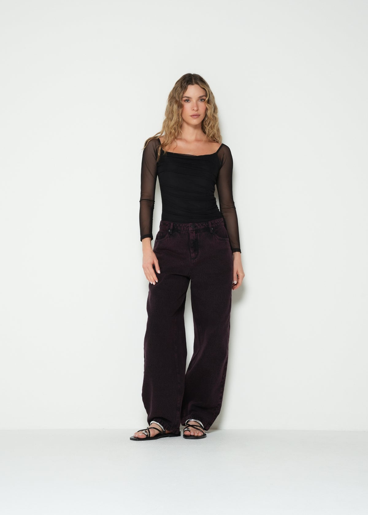 Camiseta slim manga larga cuello clásico - Negro 14_203H009_NEG193909_3