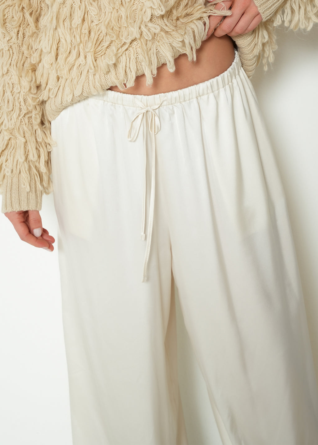 Pantalón wide leg tiro medio cordón - Crudo 14_233H312_CRU110605_4
