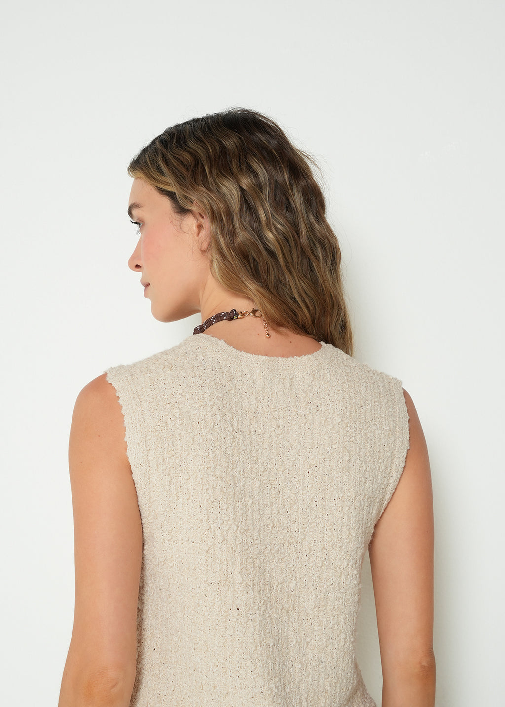 Tejido camisa sisa cuello redondo - Beige 14_283H014_BEI141107_6