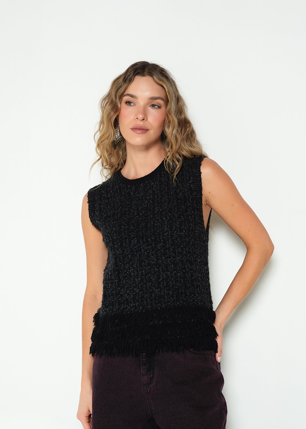 Tejido camisa sisa cuello redondo - Negro 14_283H014_NEG193909_0