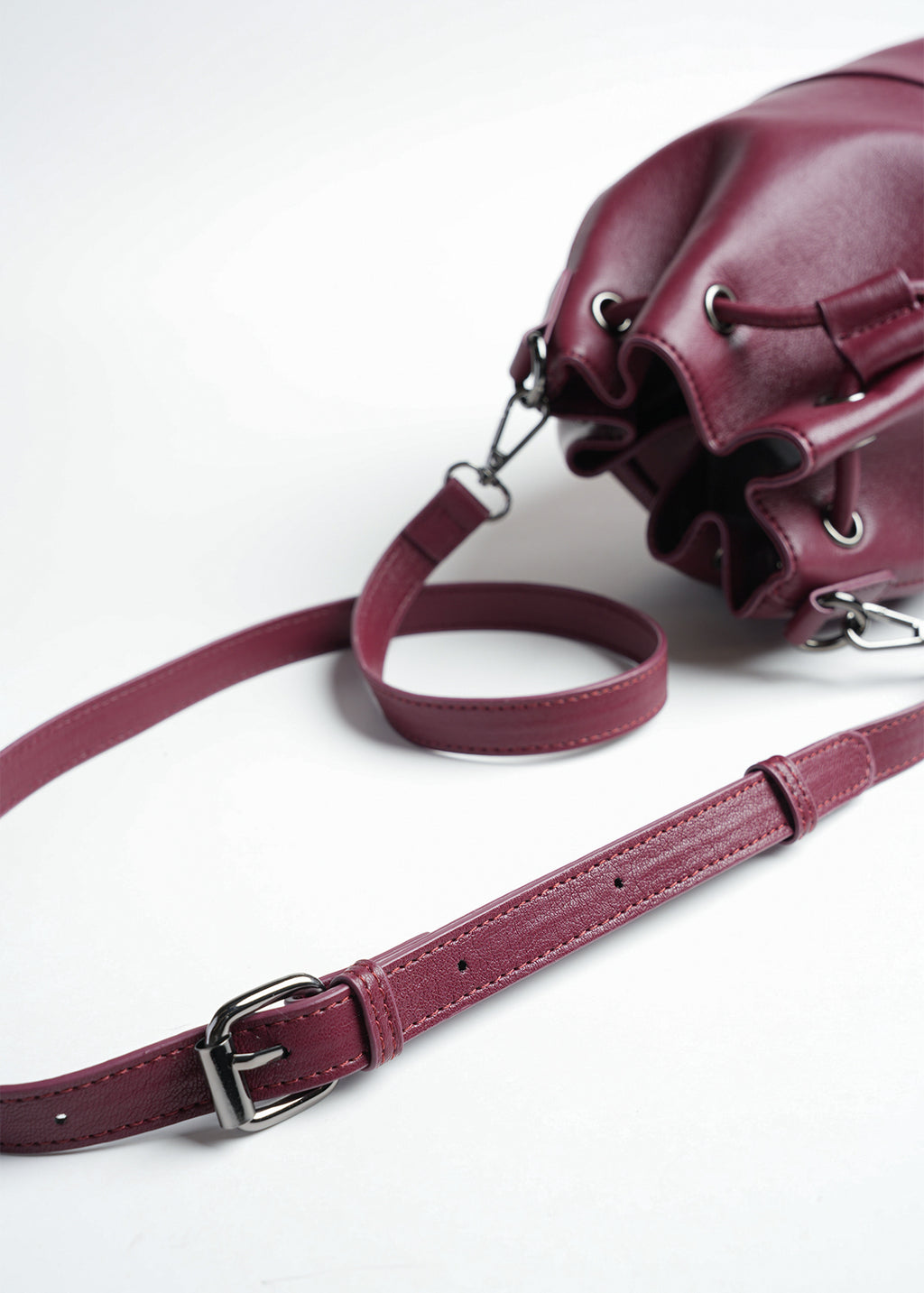 Bolso tipo mochila - Rojo 14_301H025_ROJ191528_7