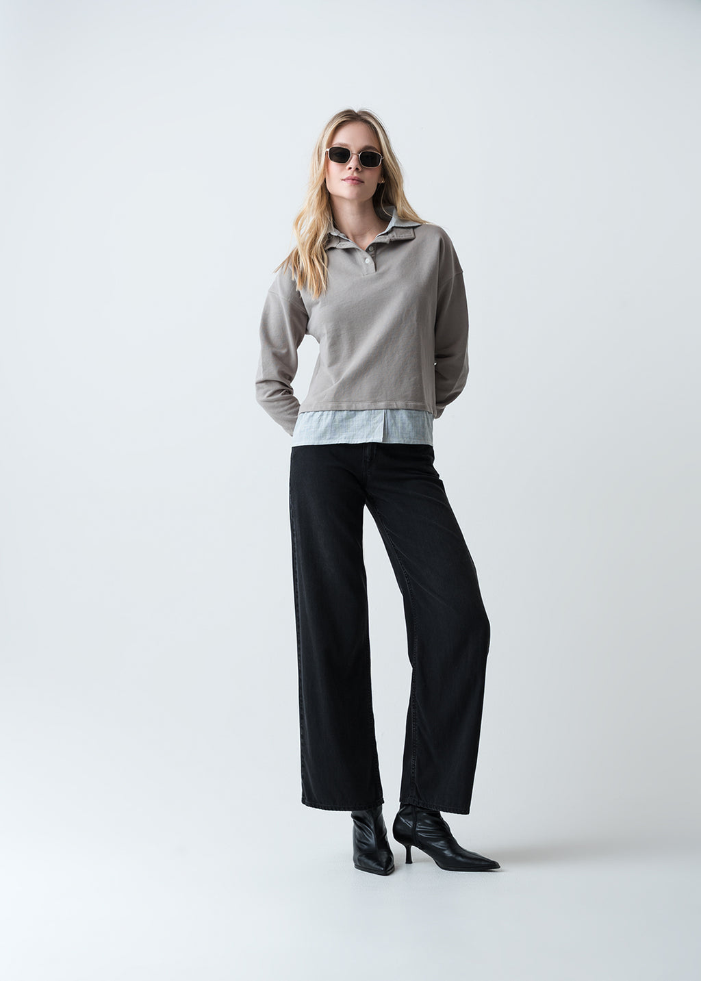 Camiseta manga larga con botones en cuello - Gris 14_403G047_GRI170205_3