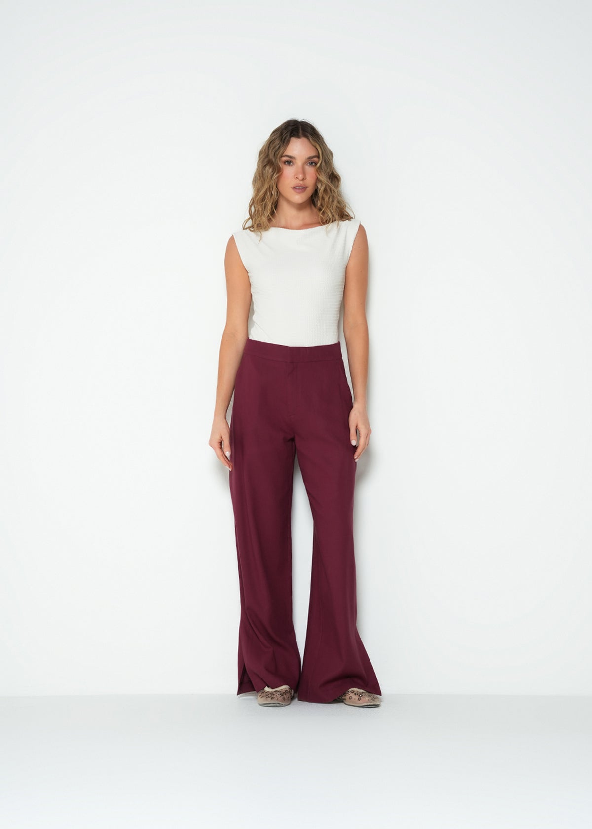 Camiseta slim cuello bandeja asimétrica - Crudo 14_403H026_CRU110605_7