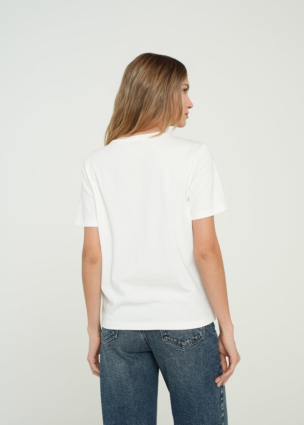 Camiseta básica con corazones - Crudo 14_405H007_CRU111001_7