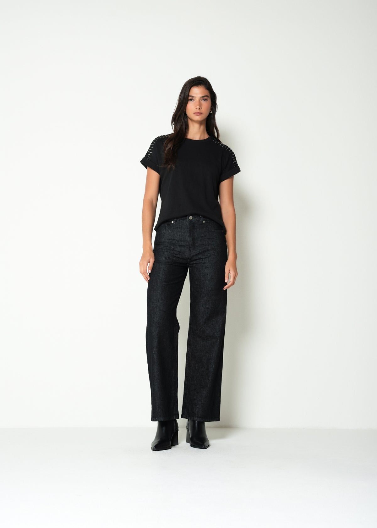 Camiseta manga corta básica - Negro 14_405H034_NEG193909_3