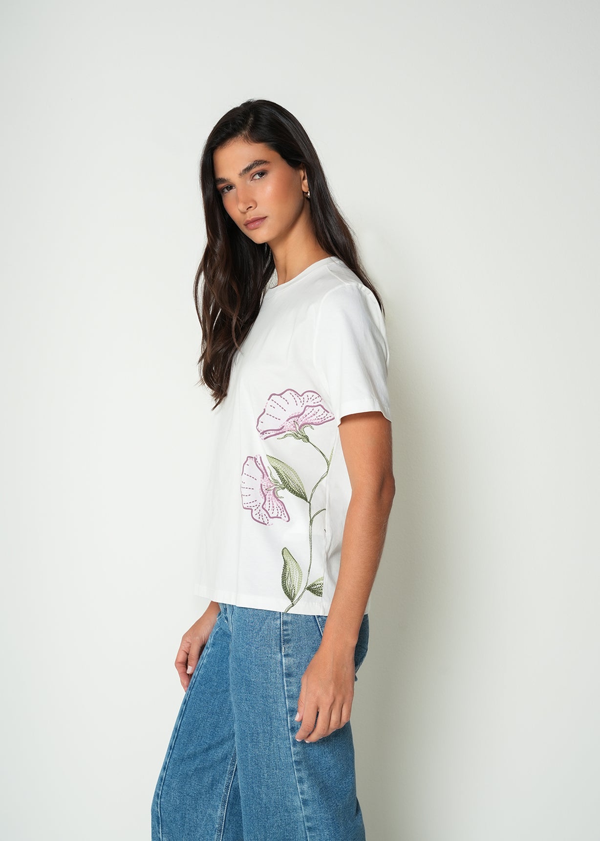 Camiseta básica con estampado floral  - Crudo 14_405H035_CRU111001_5