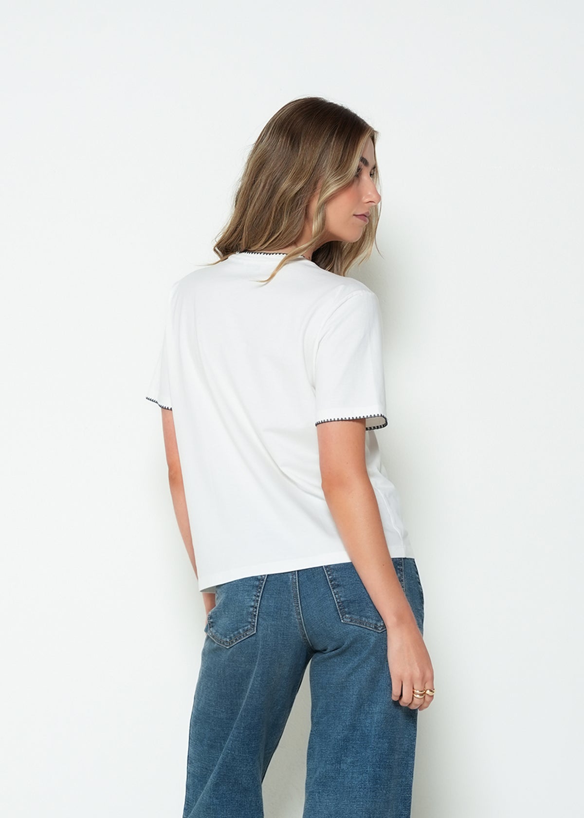 Camiseta regular manga corta - Crudo 14_405H040_CRU111001_7