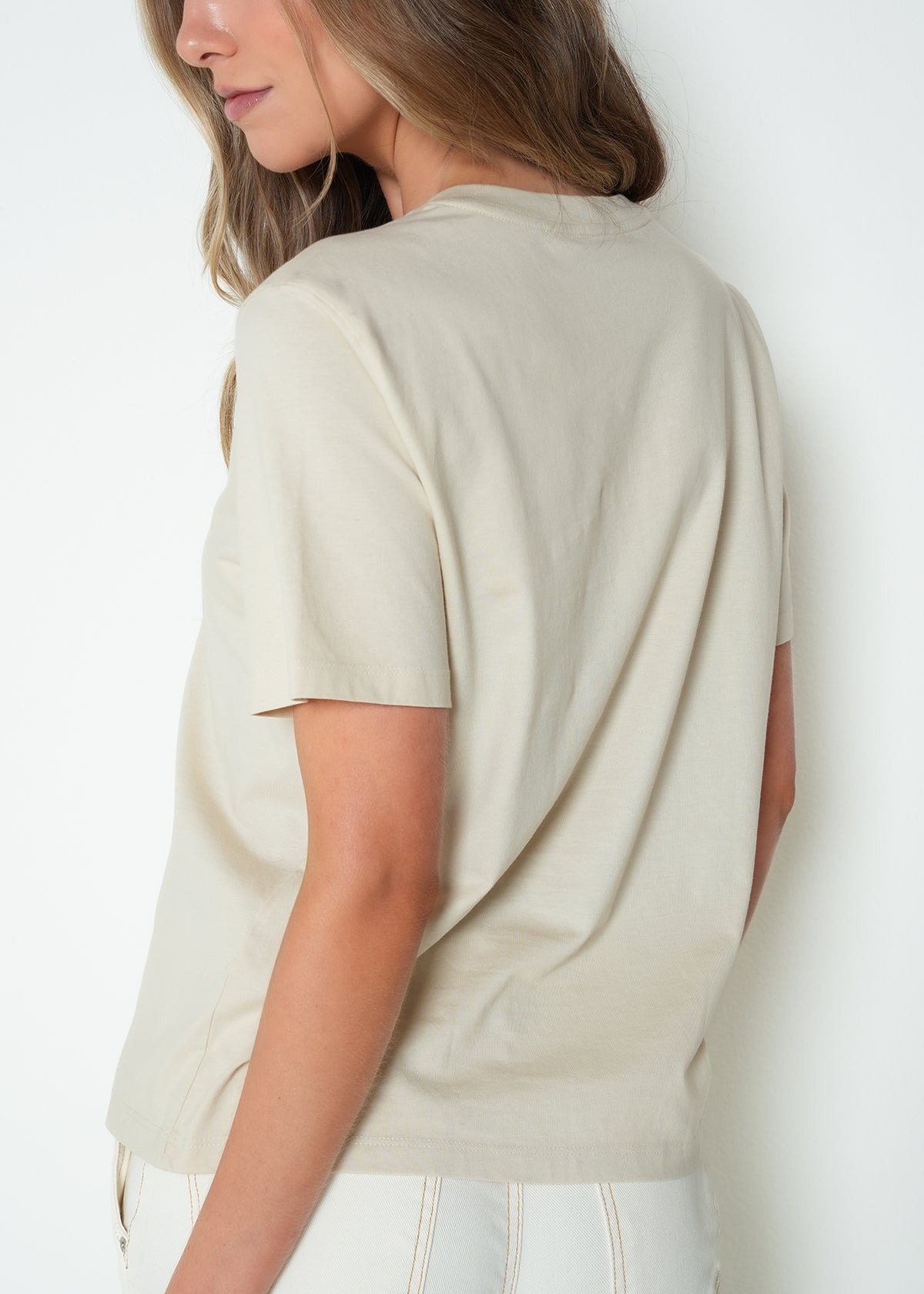 Camiseta regular manga corta estampado - Crudo 14_405H048_CRU141106_7