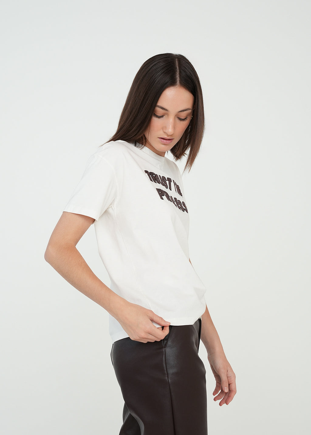Camiseta con texto en lentejuelas - Crudo 14_409G002_CRU110105_3