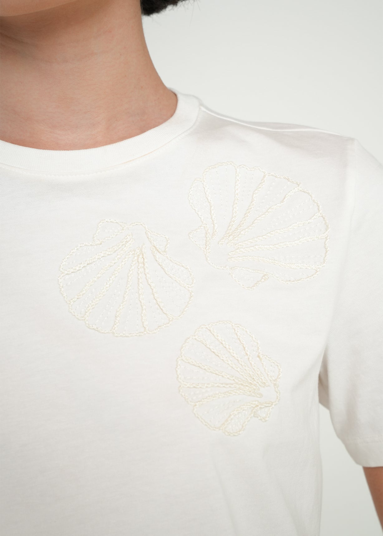 Camiseta manga corta con bordado - Crudo 14_409G052_CRU111001_4