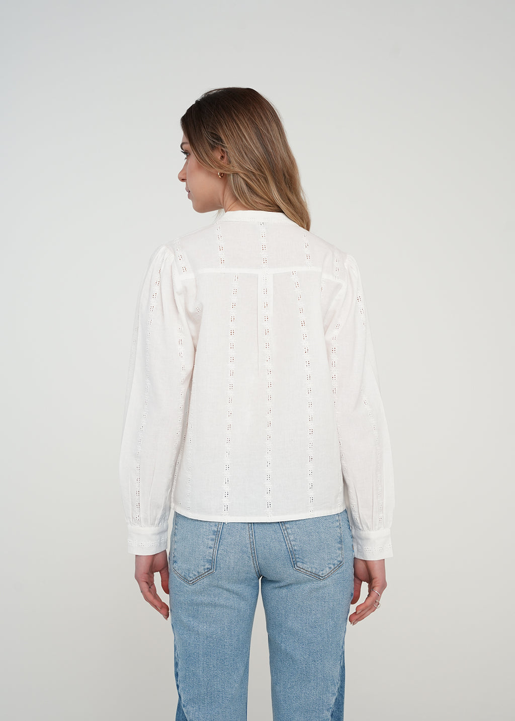 Camisa manga larga con detalles desagujados - Crudo 14_411H015_CRU111001_5