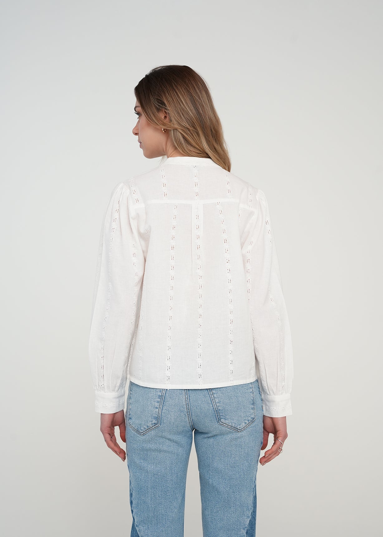 Camisa manga larga con detalles desagujados - Crudo 14_411H015_CRU111001_5