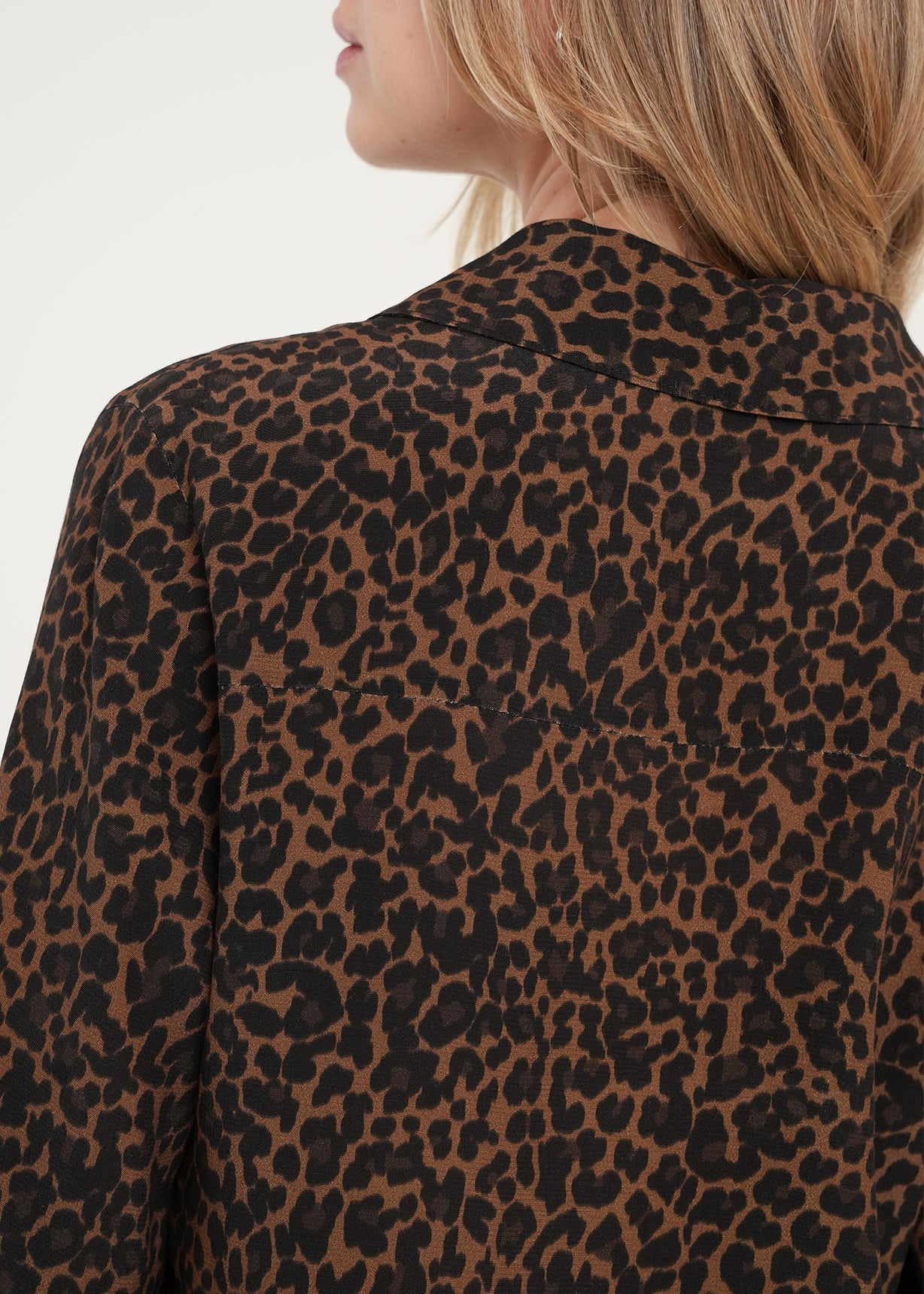 Camisa clásica de animal print - Café 14_411H334_CAF181018_6