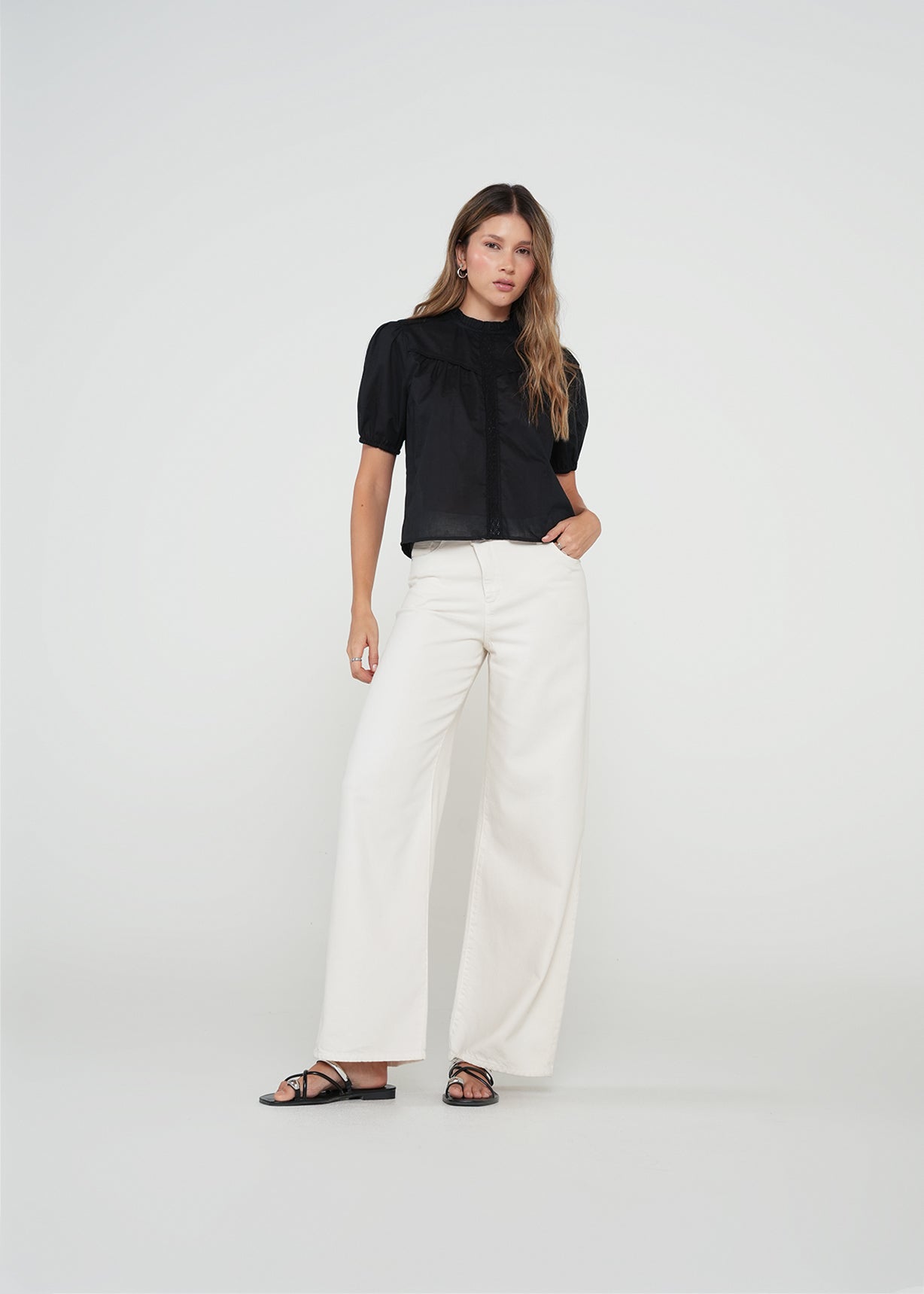 Camisa con volumen en mangas - Negro 14_412H341_NEG193909_3