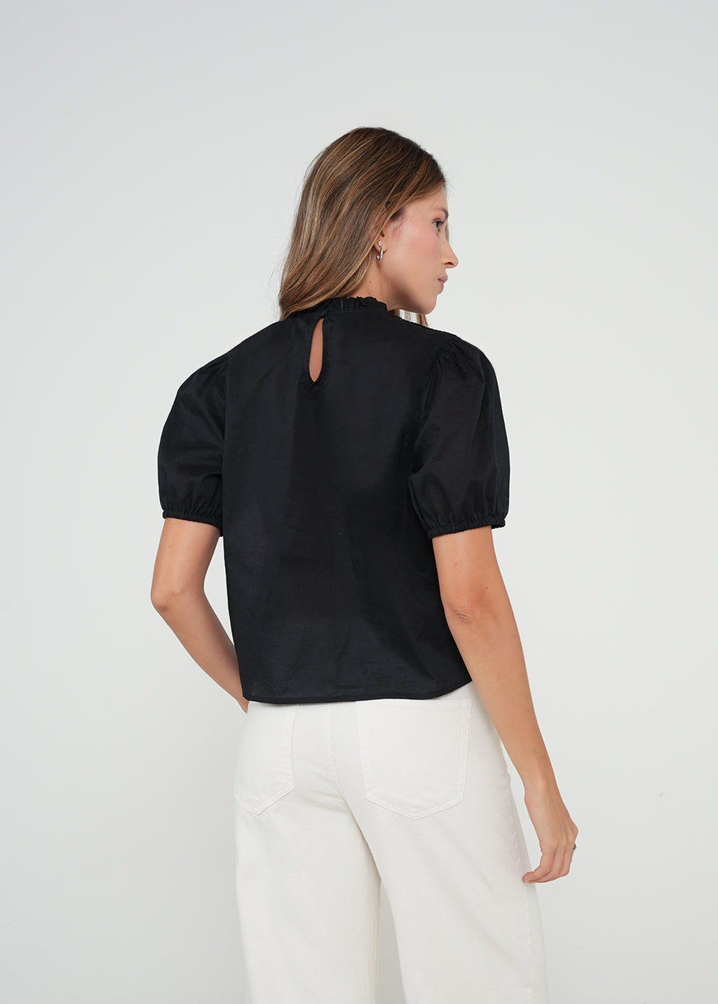 Camisa con volumen en mangas - Negro 14_412H341_NEG193909_7