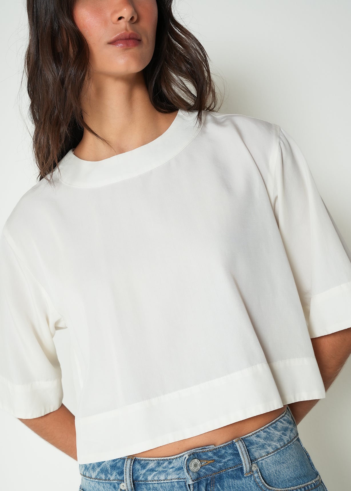 Camisa con detalle en espalda - Crudo 14_412H390_CRU110605_4