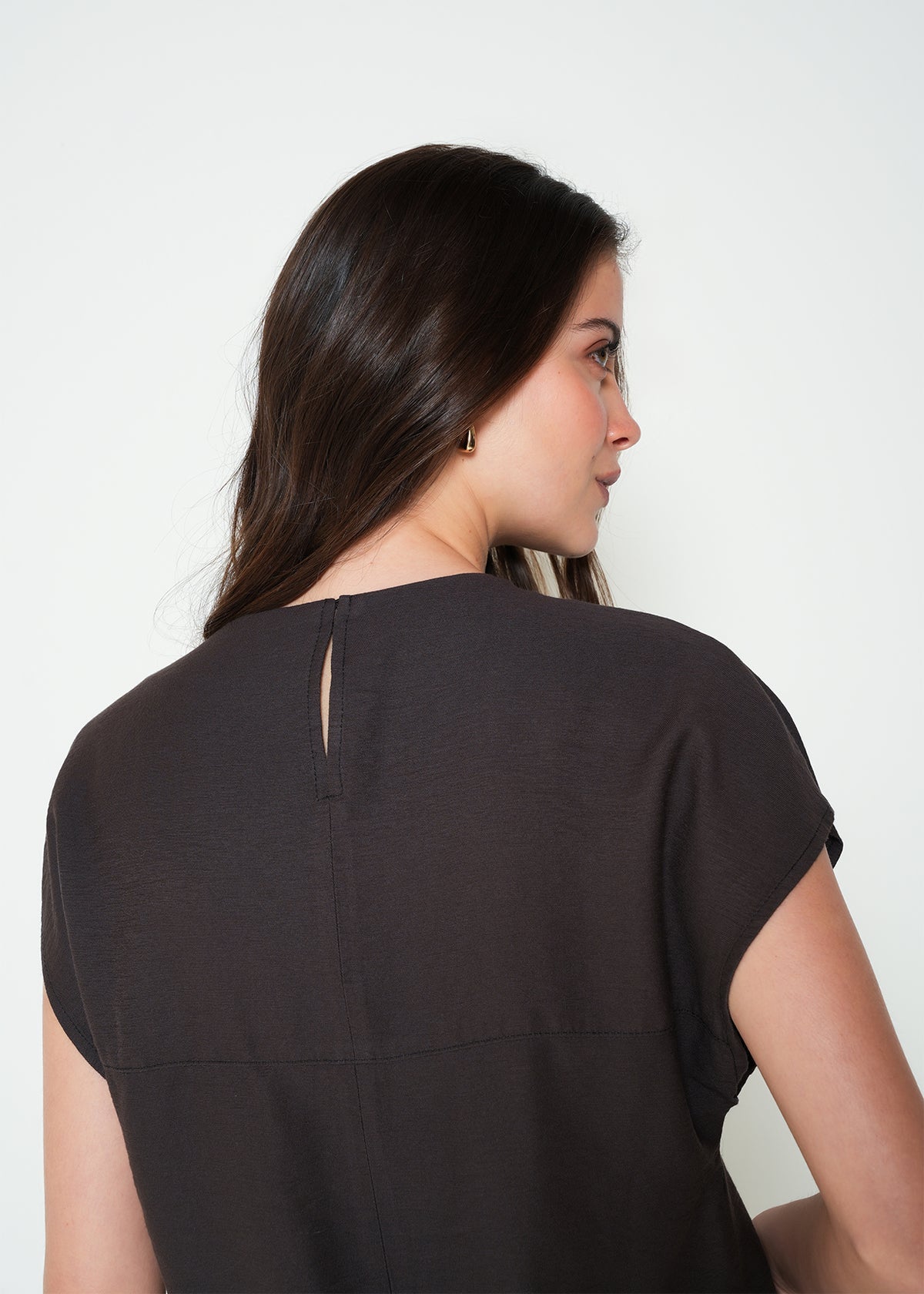 Camisa regular manga corta cuello redondo - Cafe 14_413H302_CAF191101_5