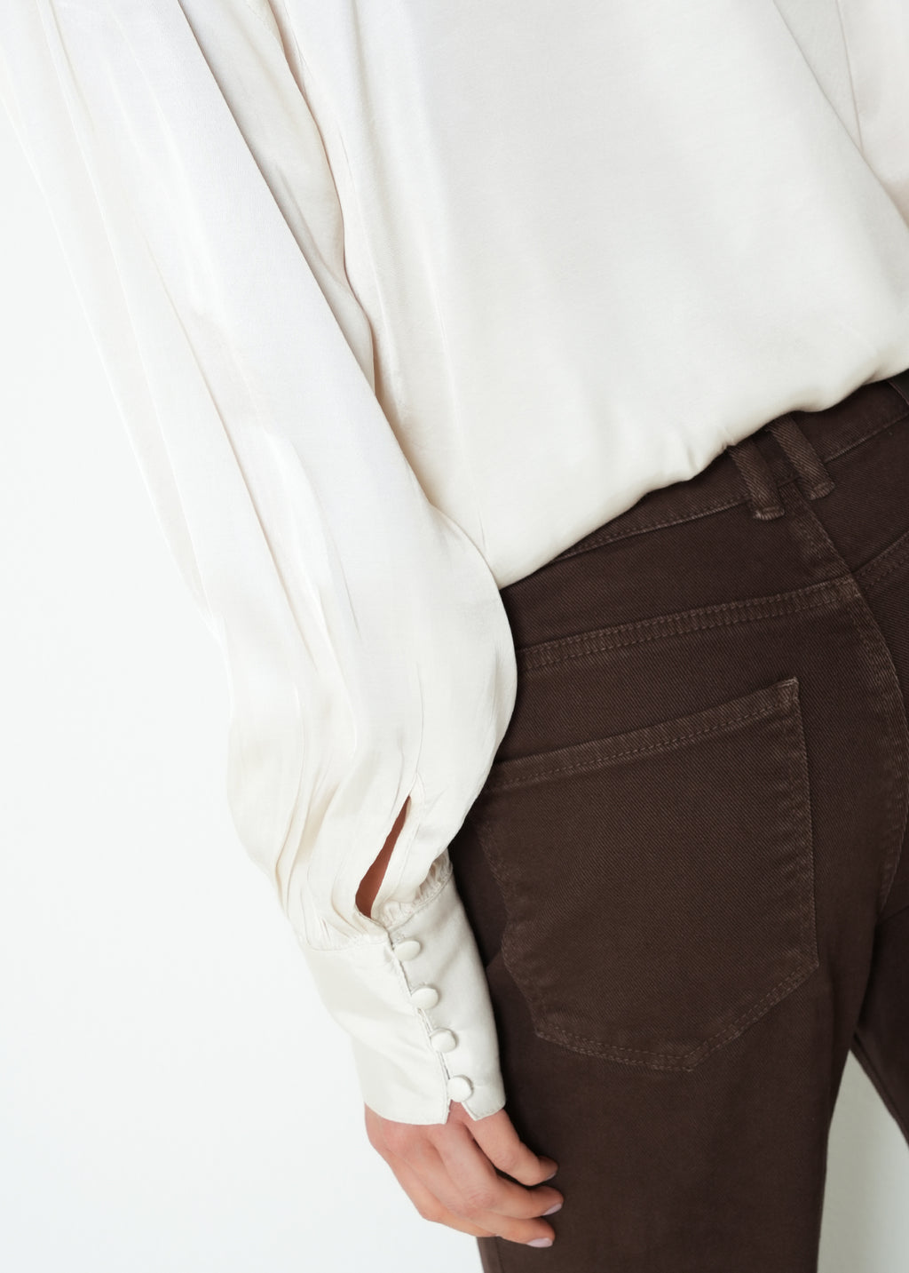 Camisa oversize manga larga cuello en V - Crudo 14_413H331_CRU110605_6