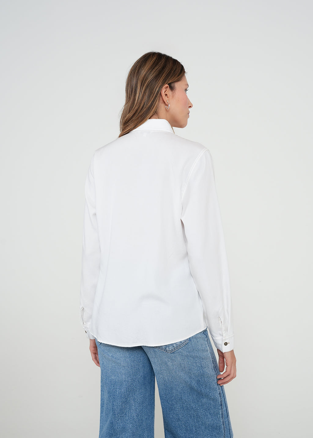 Camisa de botones con diseño en V - Crudo 14_415H014_CRU111001_7
