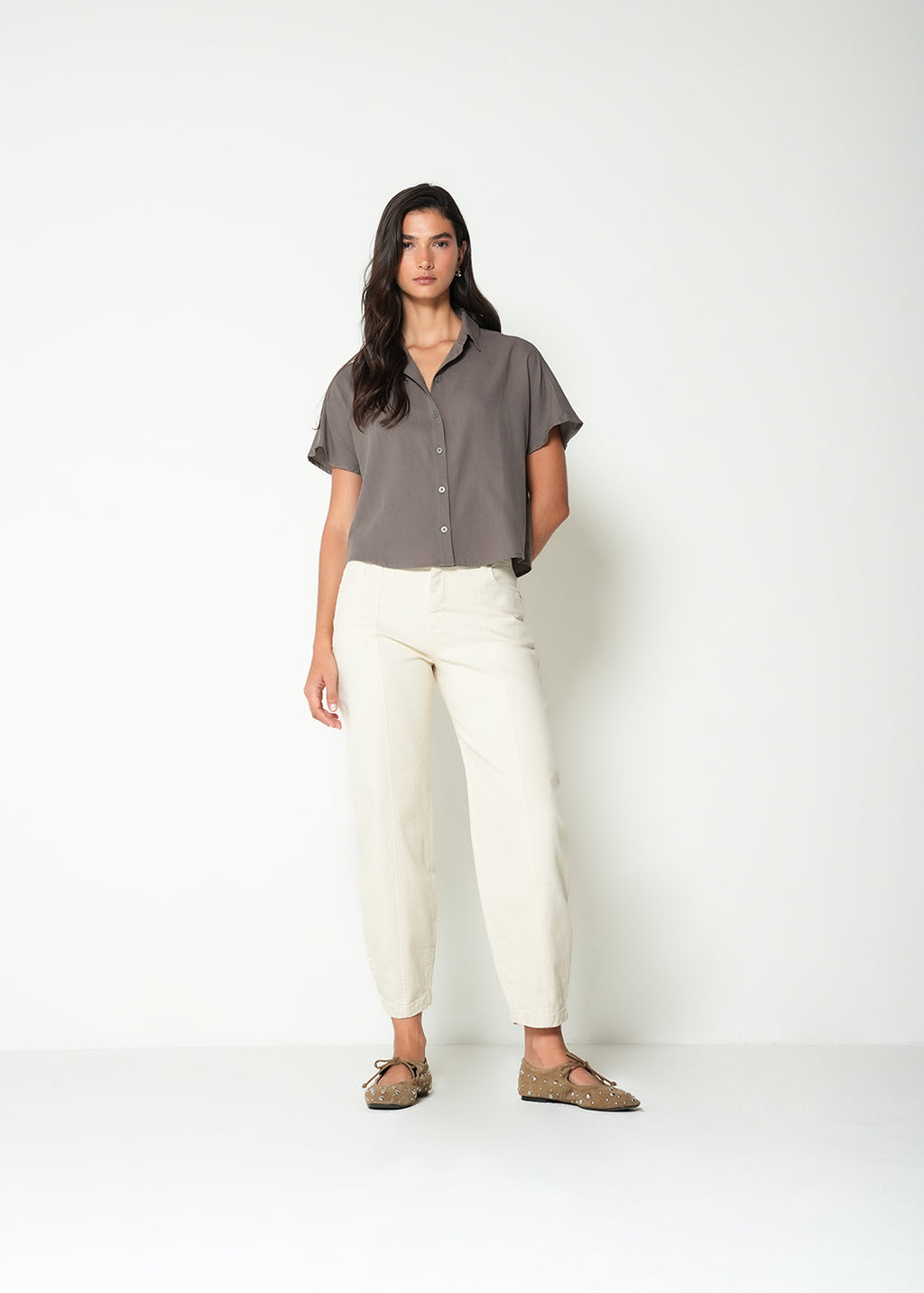 Camisa corta cuello clásico - Gris 14_415H045_GRI170613_0