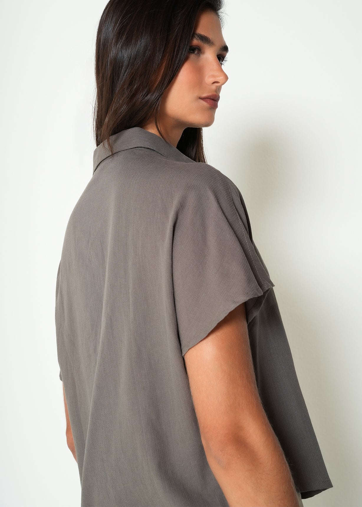Camisa corta cuello clásico - Gris 14_415H045_GRI170613_5