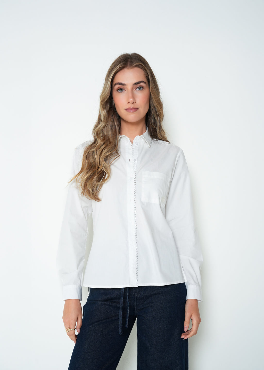 Camisa regular manga larga cuello clásico - Crudo 14_415H050_CRU111001_0