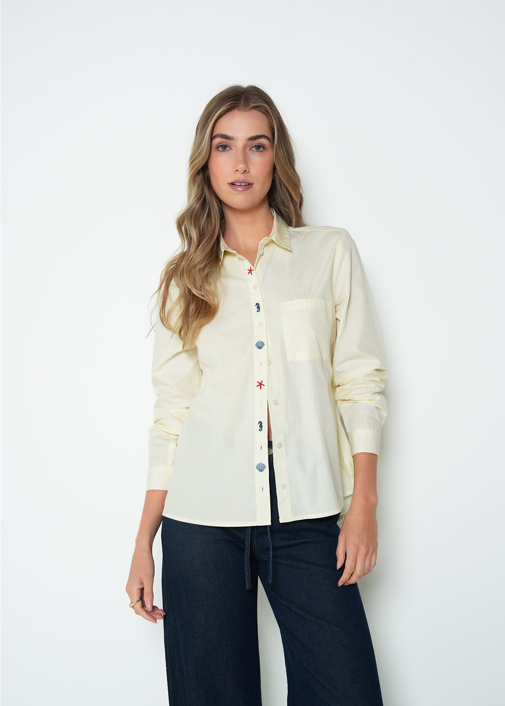Camisa regular manga larga clásico bordado - Amarillo 14_415H060_AMA110510_3