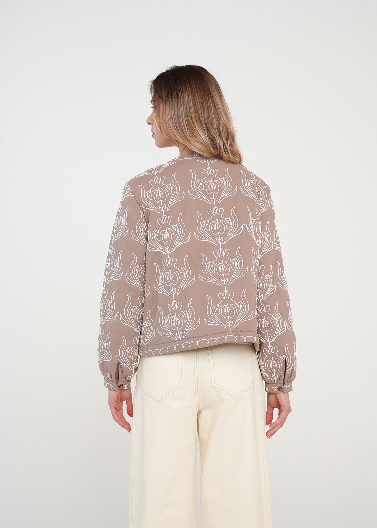 Chaqueta con bordado floral - Gris 14_421H029_GRI171212_5