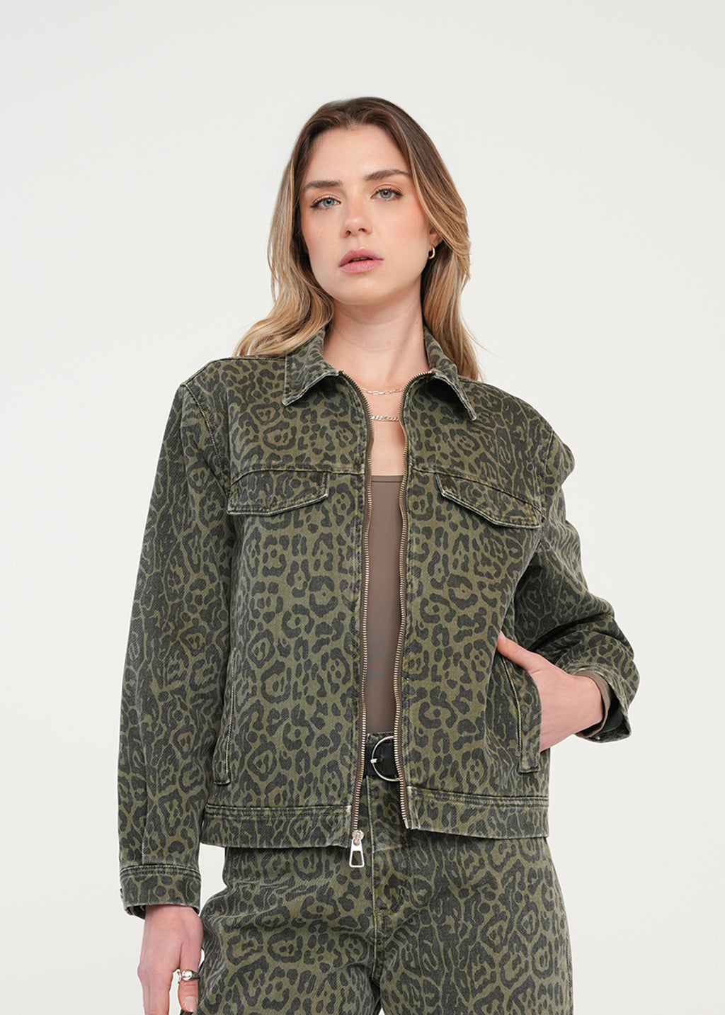 Chaqueta de animal print - Verde 14_421H339_VER190515_0