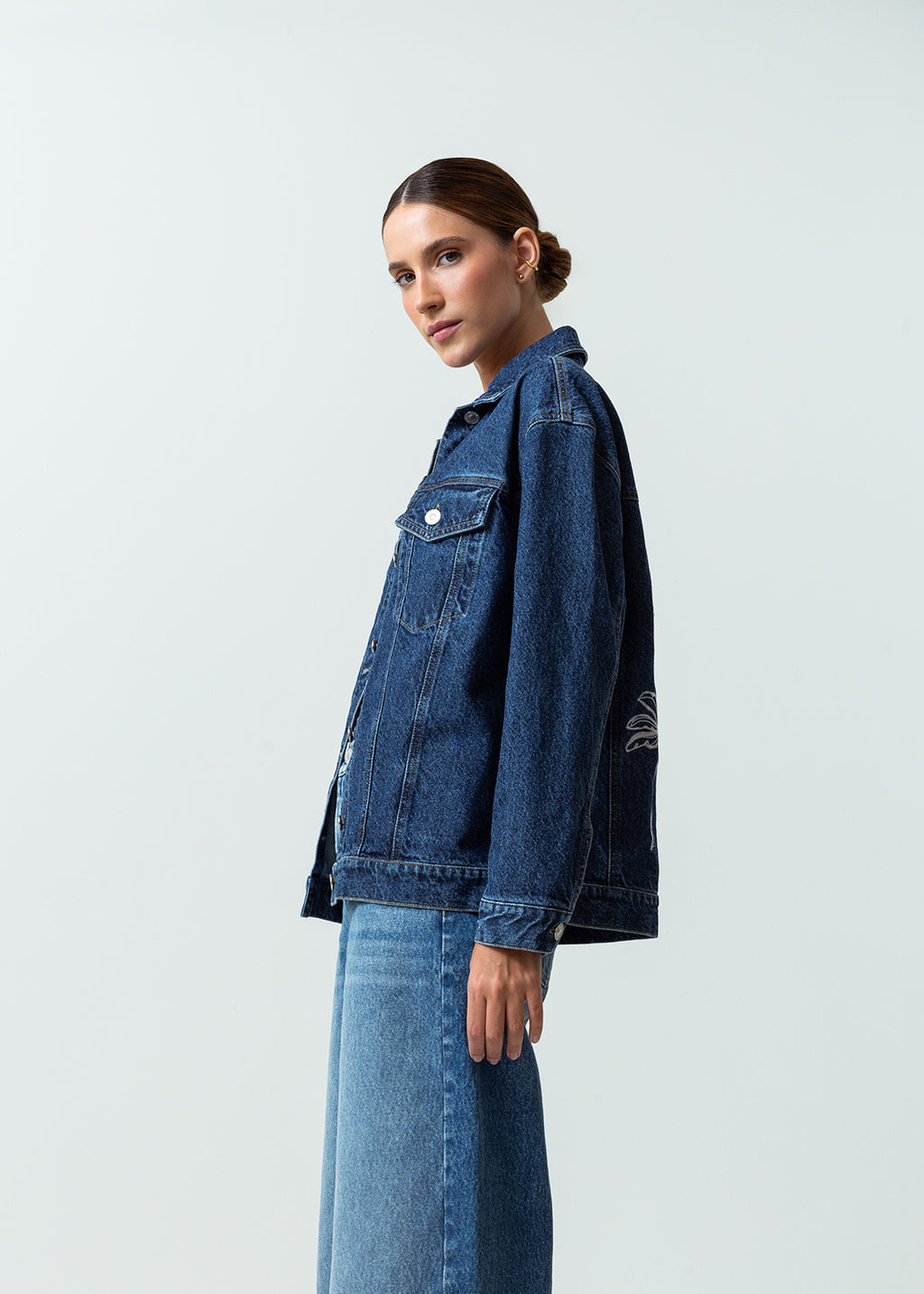 Chaqueta en denim tipo trucker - Azul 14_422G301_AZU183928_3