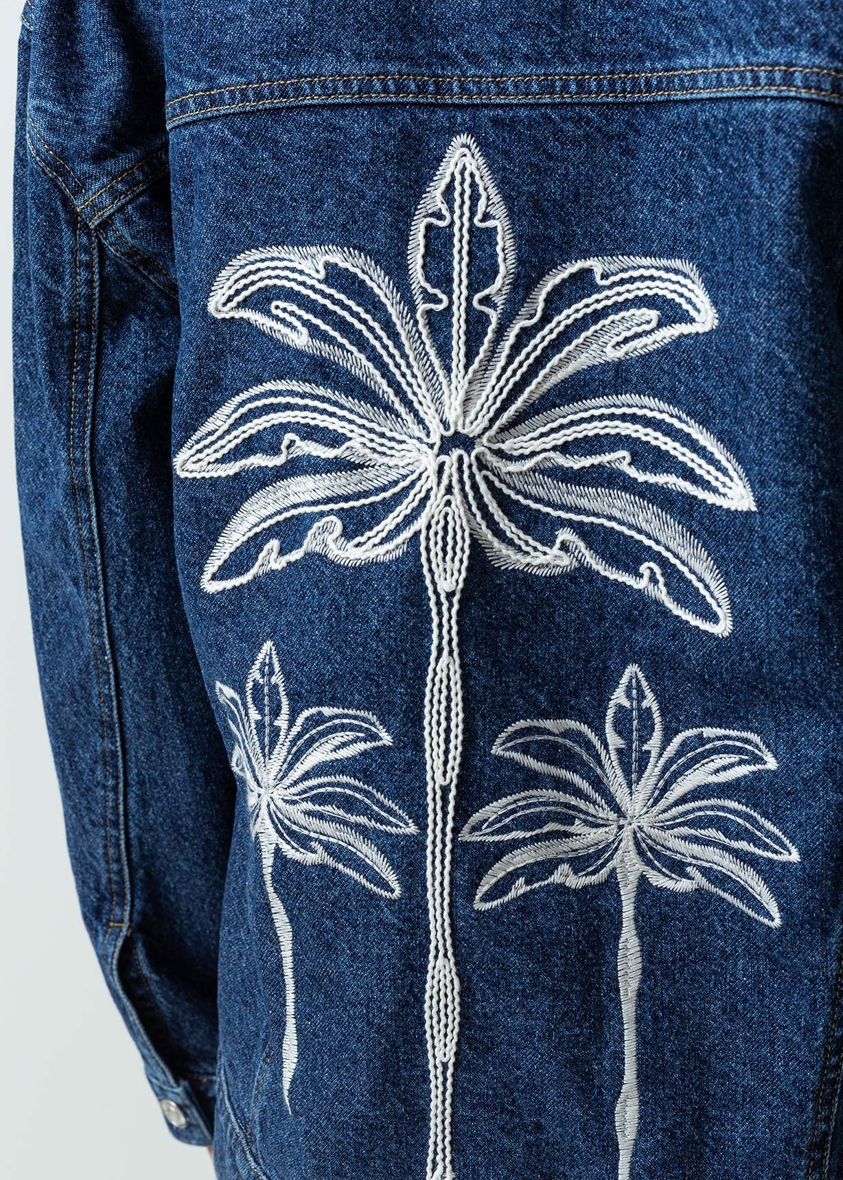 Chaqueta en denim tipo trucker - Azul 14_422G301_AZU183928_4