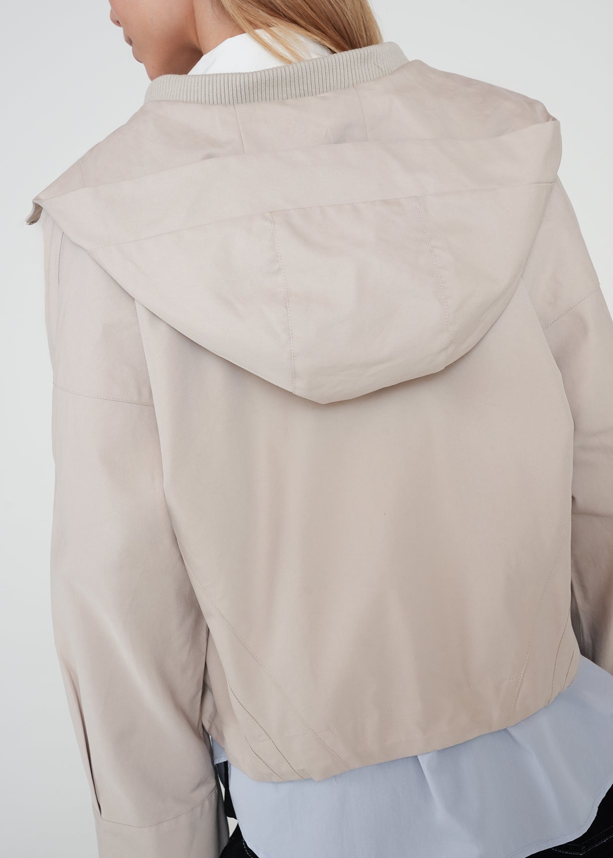 Chaqueta con capucha - Beige 14_422H032_BEI140002_6