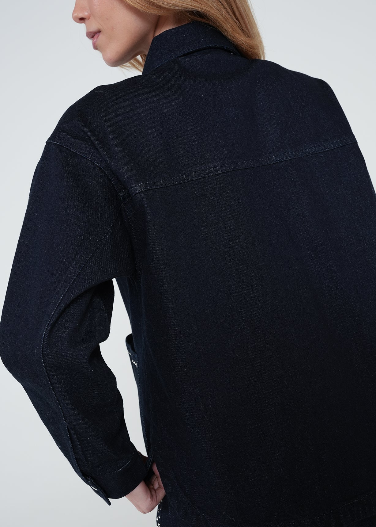 Chaqueta en denim con taches - Azul 14_422H301_AZU194227_6