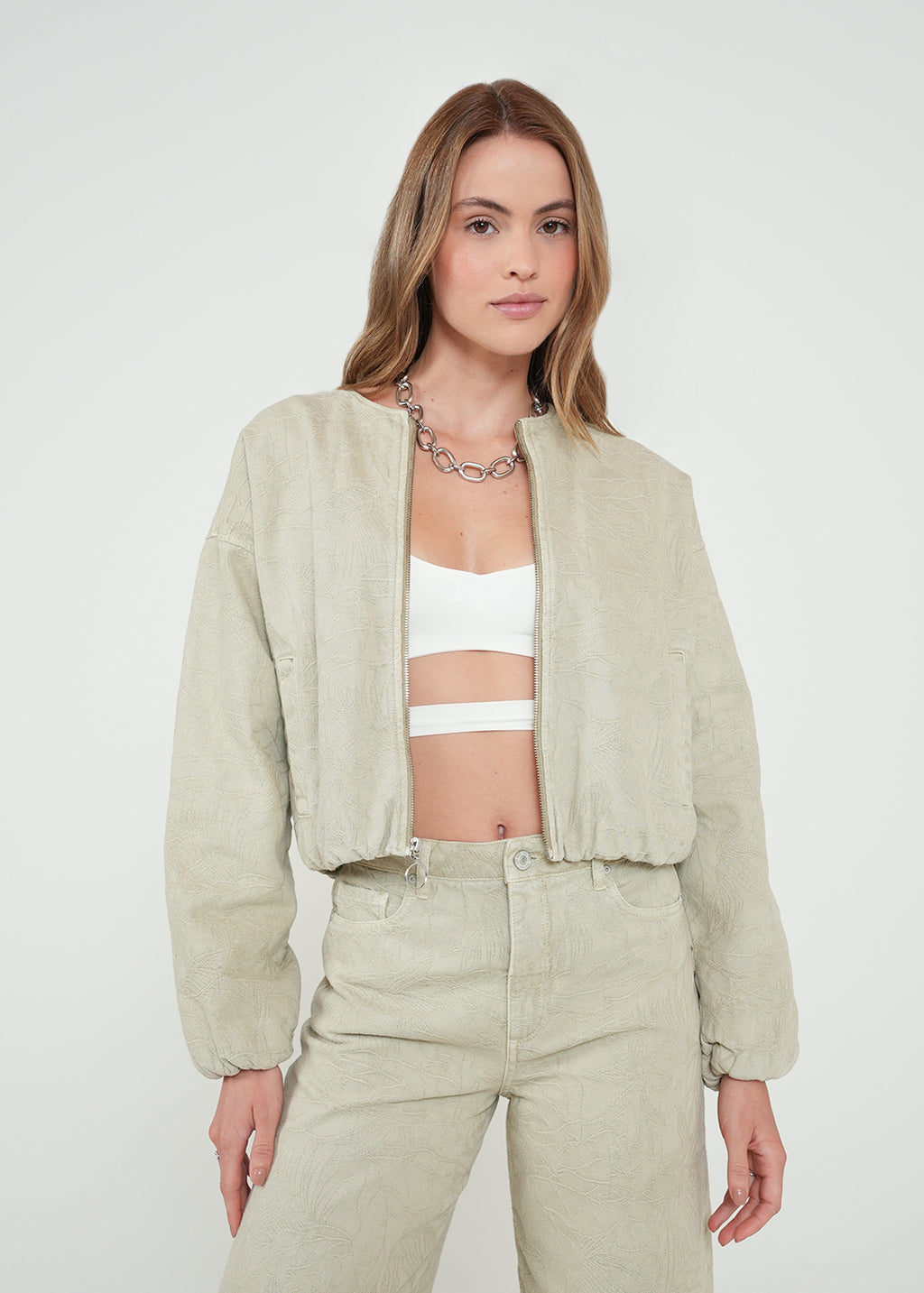 Chaqueta bordada con cierre - Beige 14_422H305_BEI156307_0