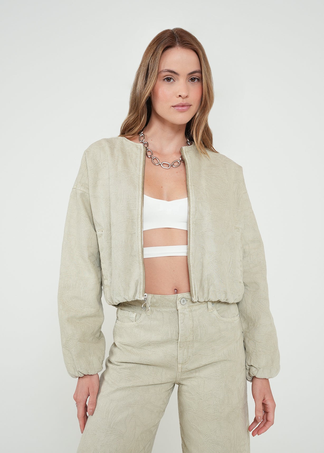 Chaqueta bordada con cierre - Beige 14_422H305_BEI156307_0
