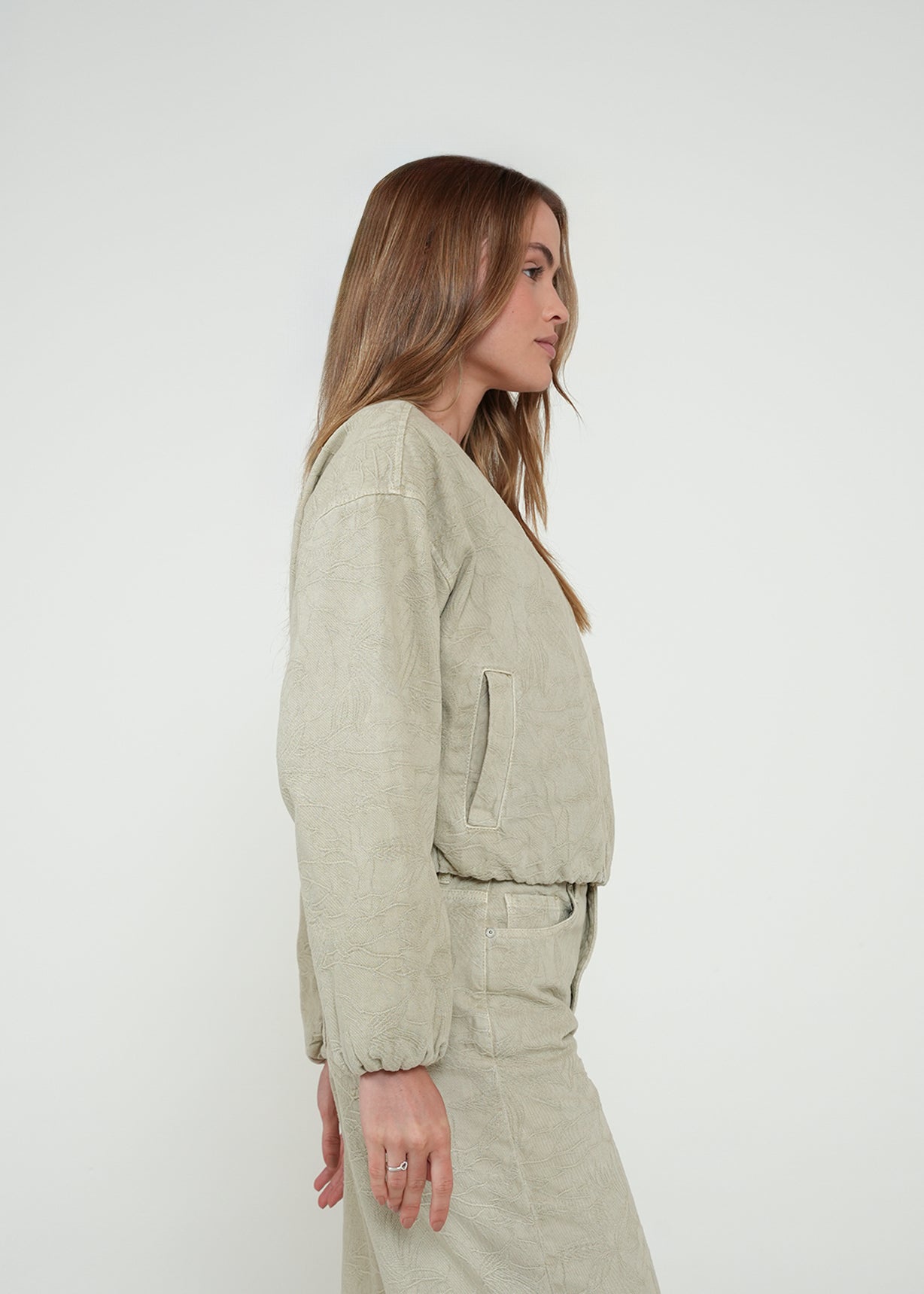 Chaqueta bordada con cierre - Beige 14_422H305_BEI156307_3